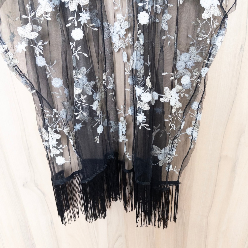 Women Embroidered Sheer Kimono Duster OS Black Floral Mesh Fringe Boho Festival - Picture 3 of 7